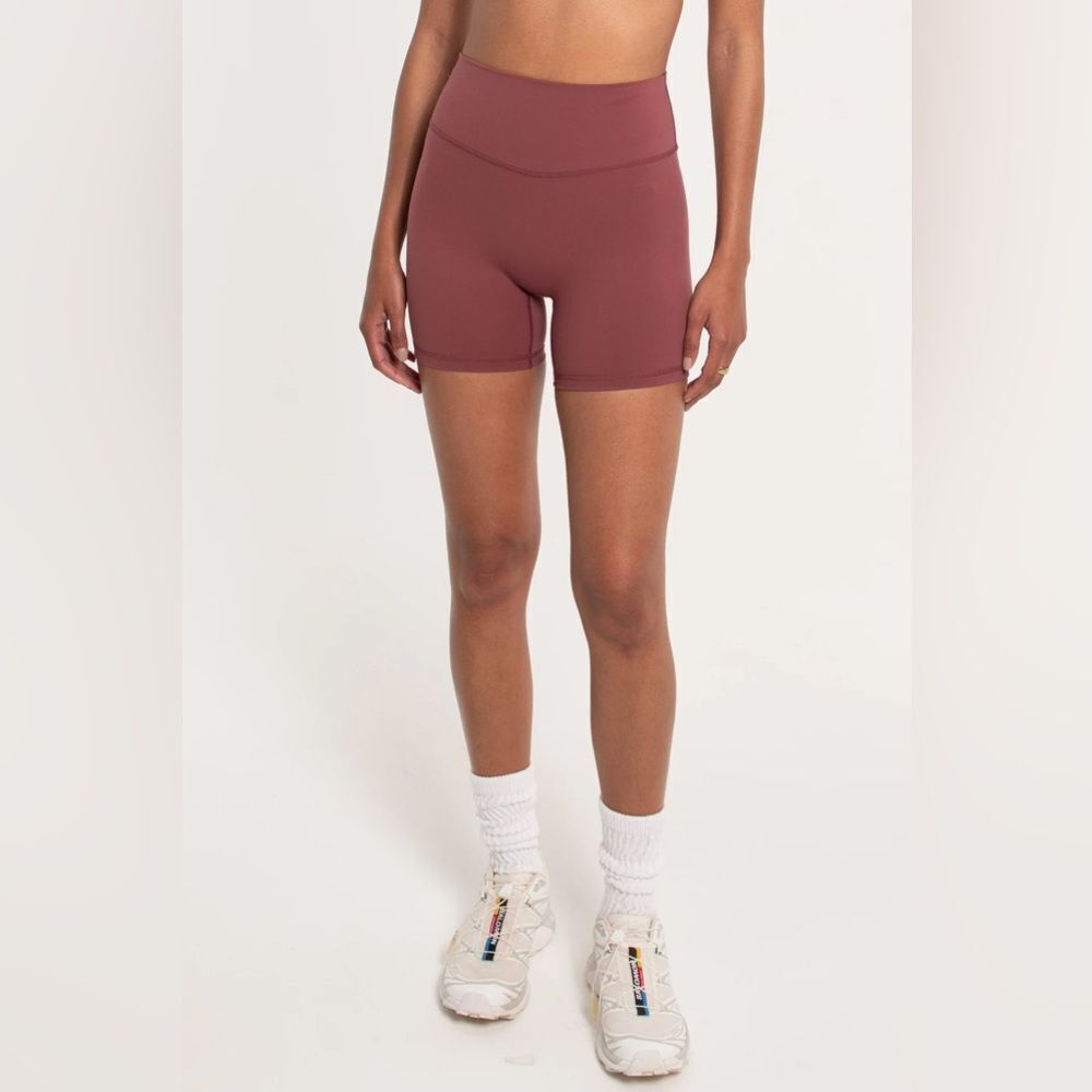Form Core Shorts in Brick